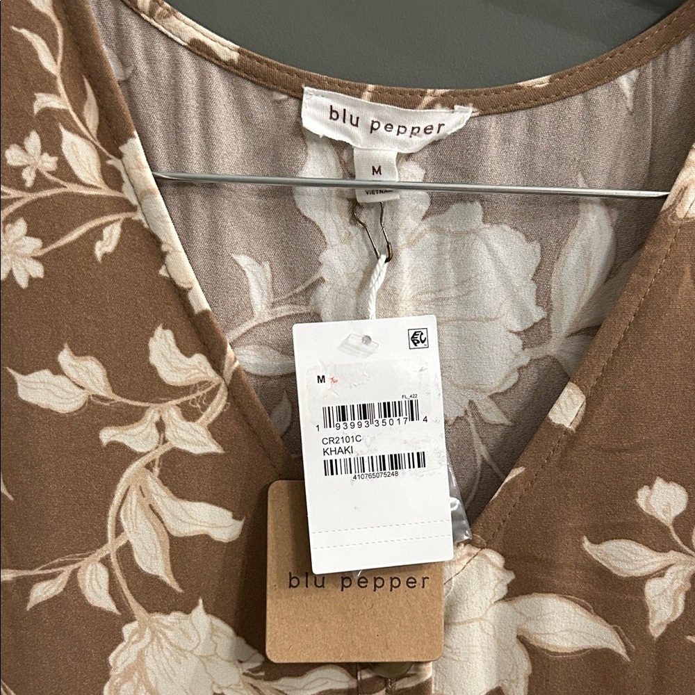 Blu Pepper Khaki and Cream Floral Midi Dress Size Medium New! - Picture 2 of 6